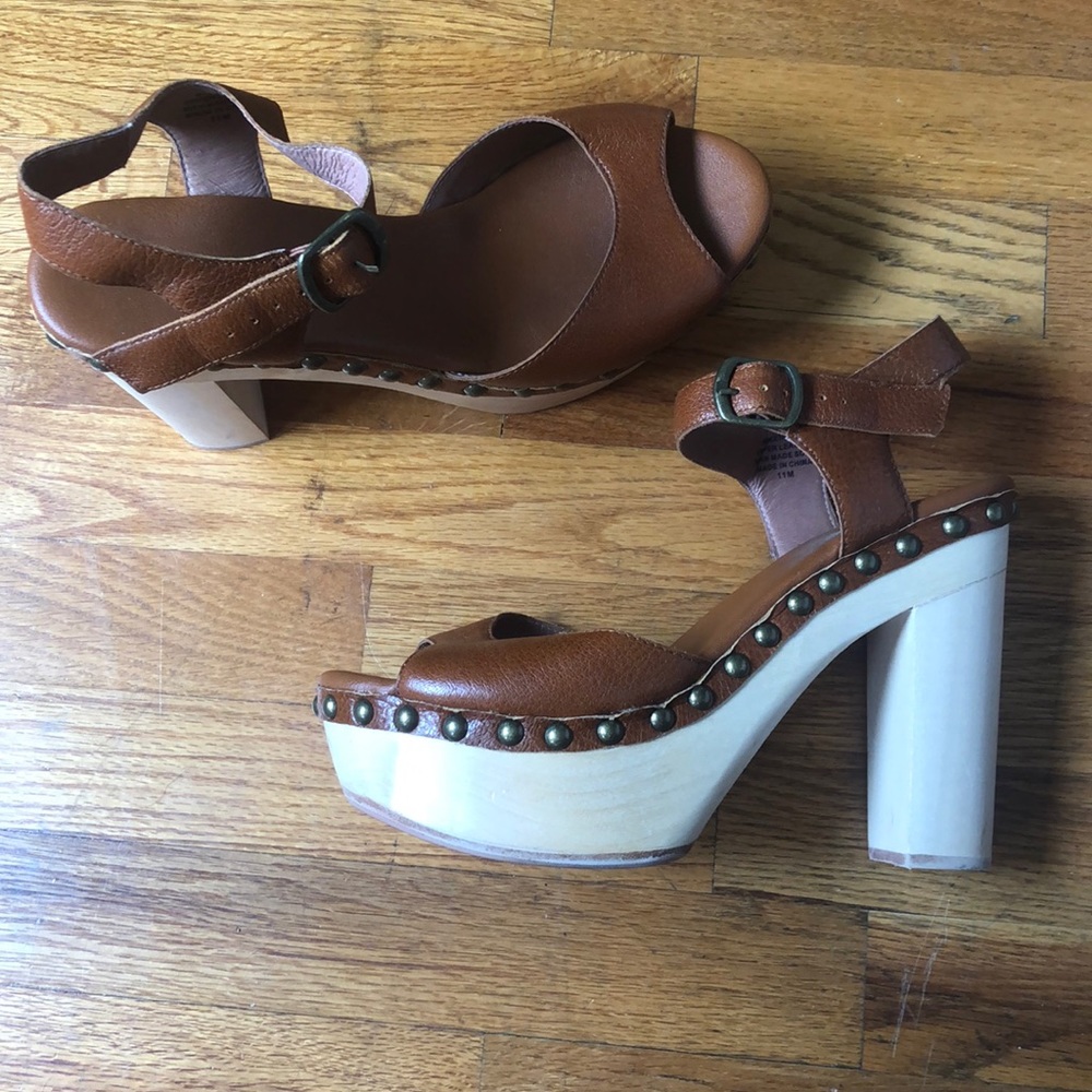 Jeffrey Campbell Splendid Platforms
